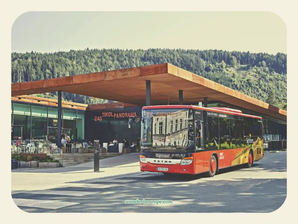 Sightseer bus at Tirol Panorama Museum (© Innsbruck Tourismus — Christian Vorhofer) in Innsbruck, Austria
