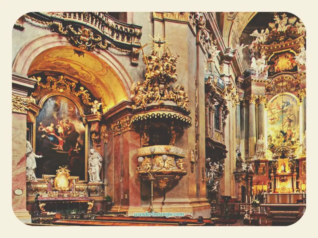 Peterskirche’s chapel, pulpit, and high altar, Vienna, Austria